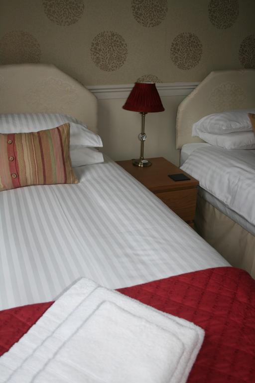 Gallery Guest House Plymouth Room photo